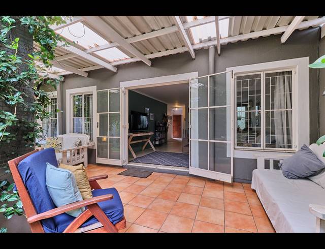 3 BEDROOM SIMPLEX RENTED IN PRESIDENT RIDGE